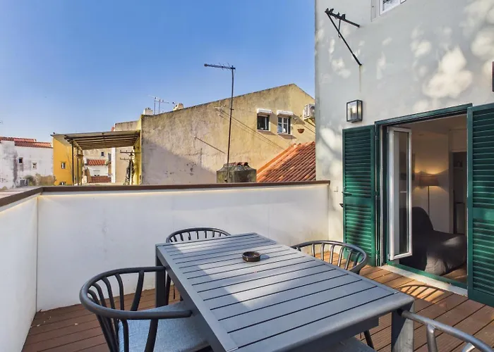 Charming 1br W/ Terrace In Alfama | By Airnest Lisboa