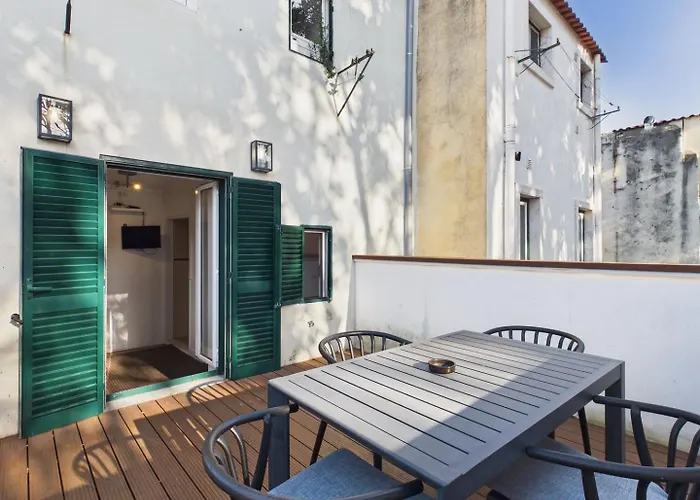 Charming 1br W/ Terrace In Alfama | By Airnest شقة *