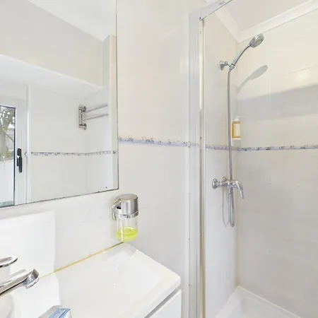 Charming 1br W/ Terrace In Alfama | By Airnest Apartamento Lisboa