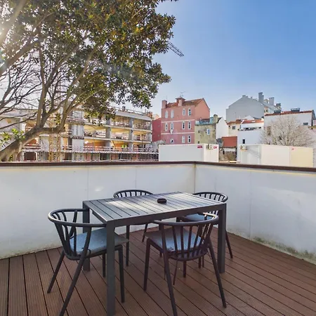 Apartamento Charming 1br W/ Terrace In Alfama | By Airnest *