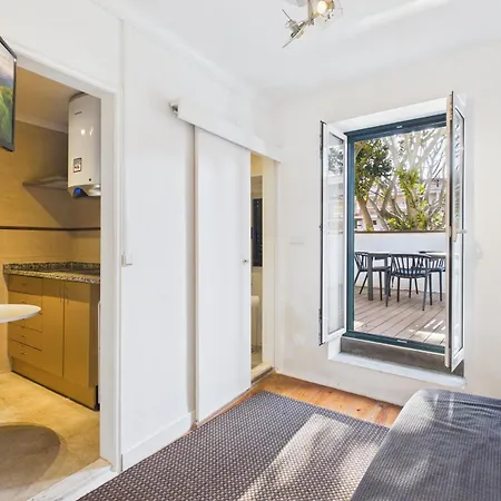 Charming 1br W/ Terrace In Alfama | By Airnest * Lisboa