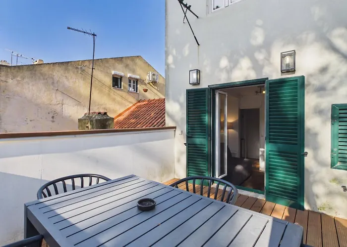 Charming 1br W/ Terrace In Alfama | By Airnest Apartamento Lisboa